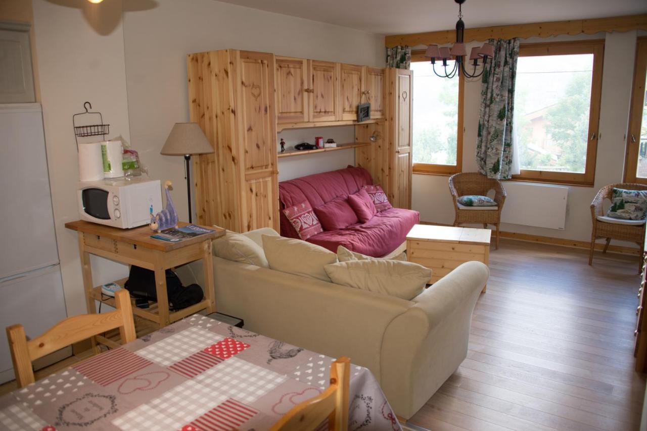 1550 – Veritable Aux Pieds – Les Tovets T2 – 47m2 – 4p *